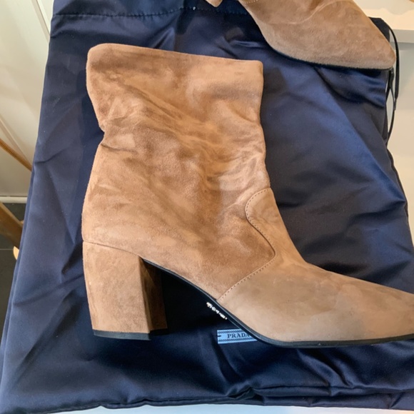 Prada 65 suede ankle boots EU 39.5 - Picture 2 of 10